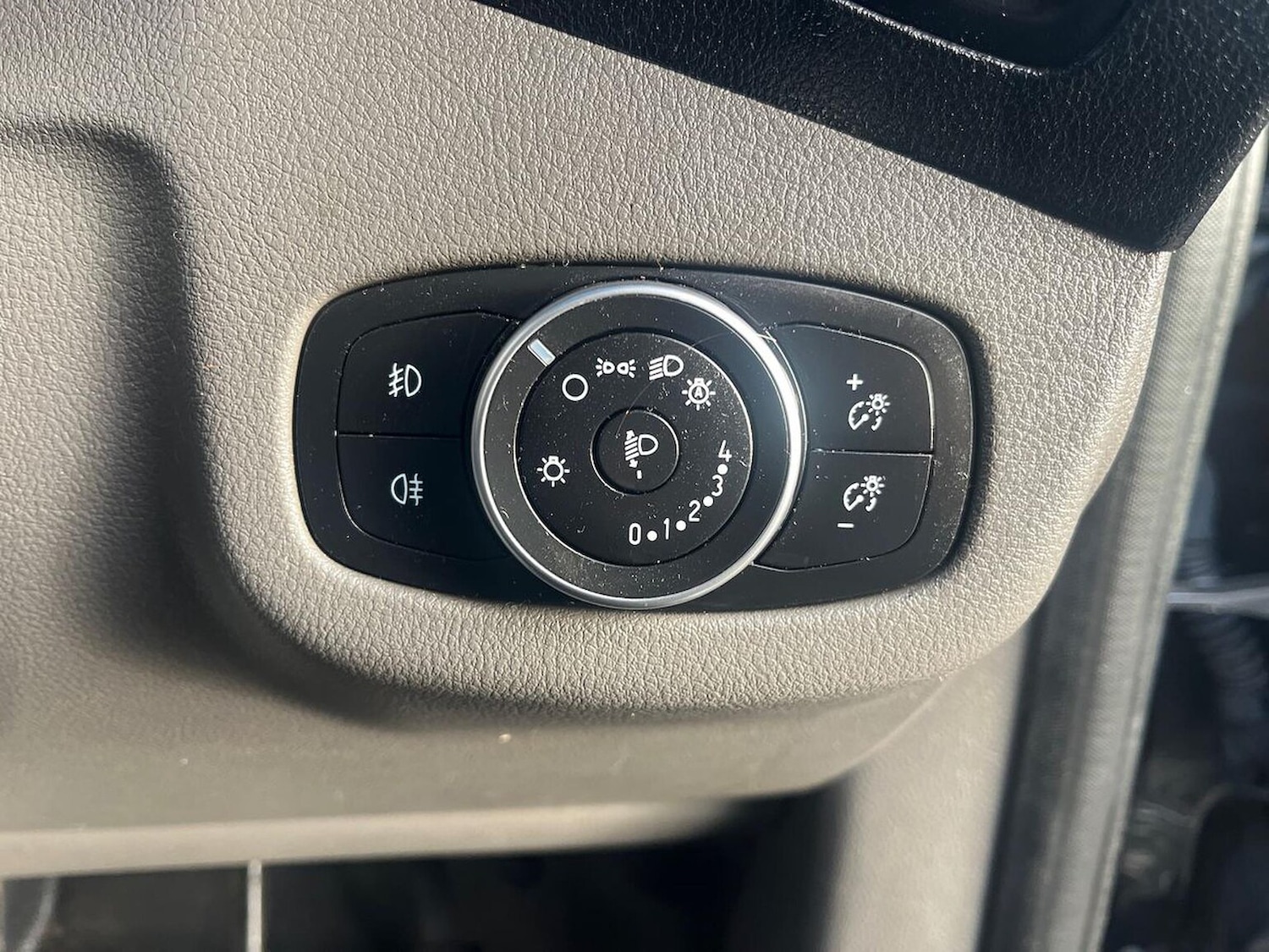 Used Ford Transit Connect 2019 for sale - 77062249: Photo 15