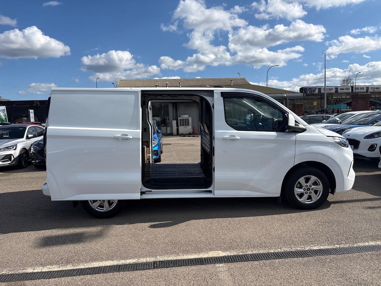 Used Ford Transit Custom 2024 for sale - 78194499: Photo 26