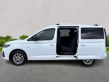 Used Ford Grand Tourneo Connect 2024 for sale - 78870649: Photo