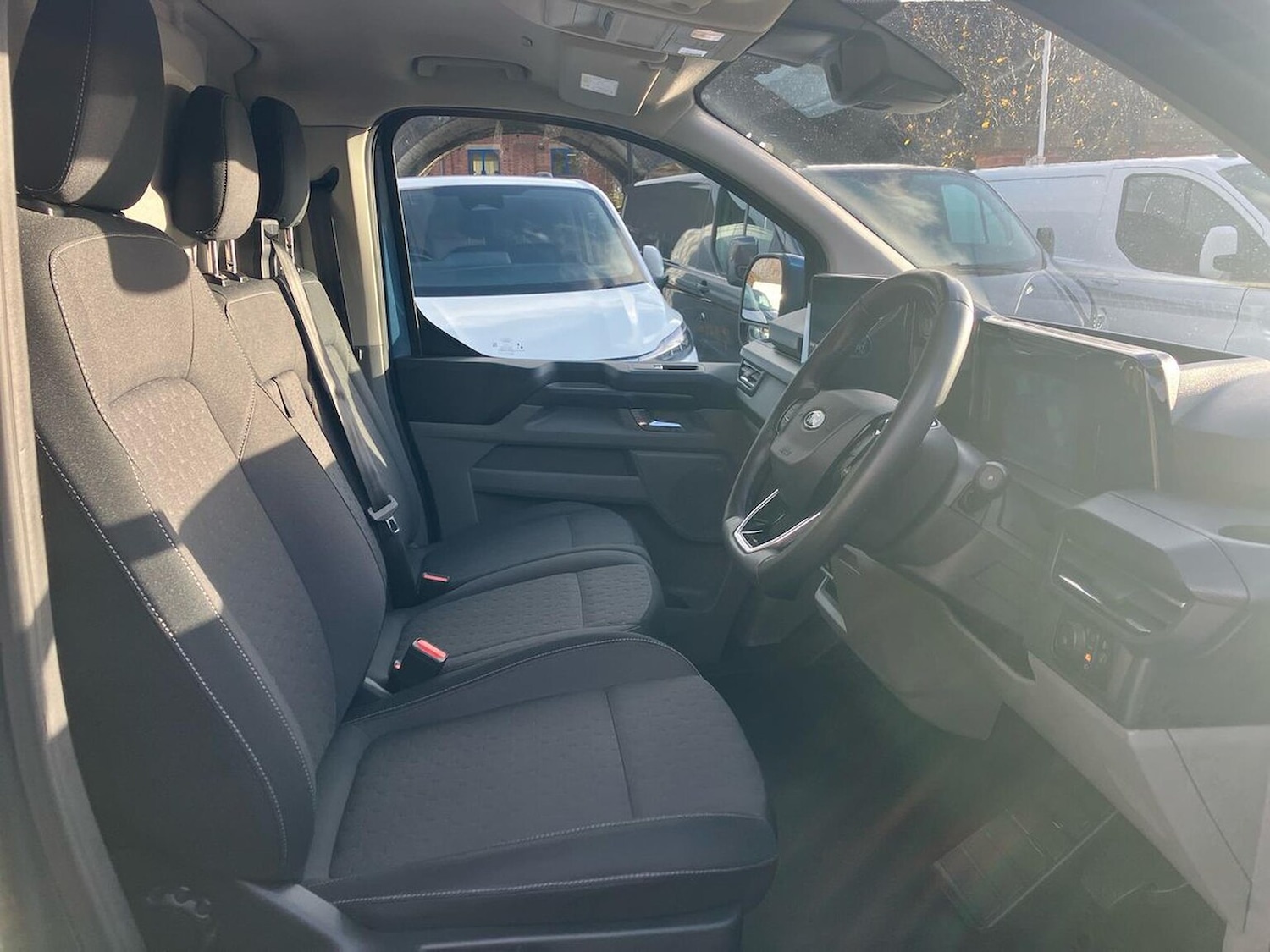 Used Ford Transit Custom 2024 for sale - 76946975: Photo 16