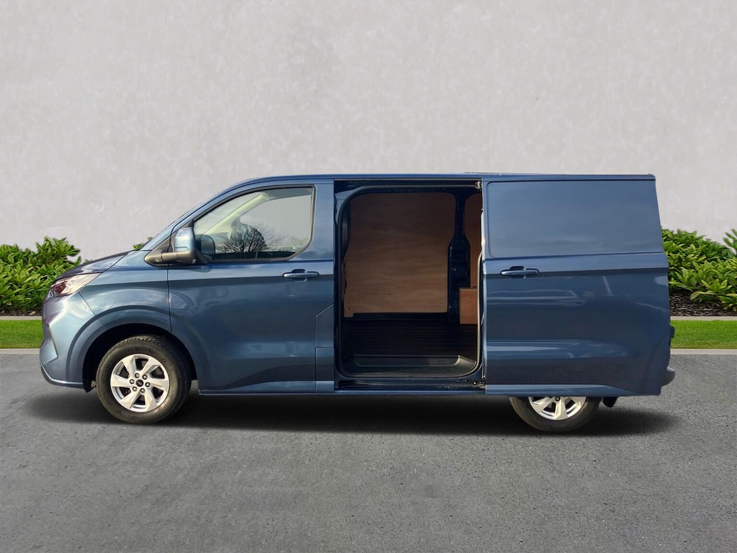 Used Ford Transit Custom 2024 for sale - 76946975: Photo 3