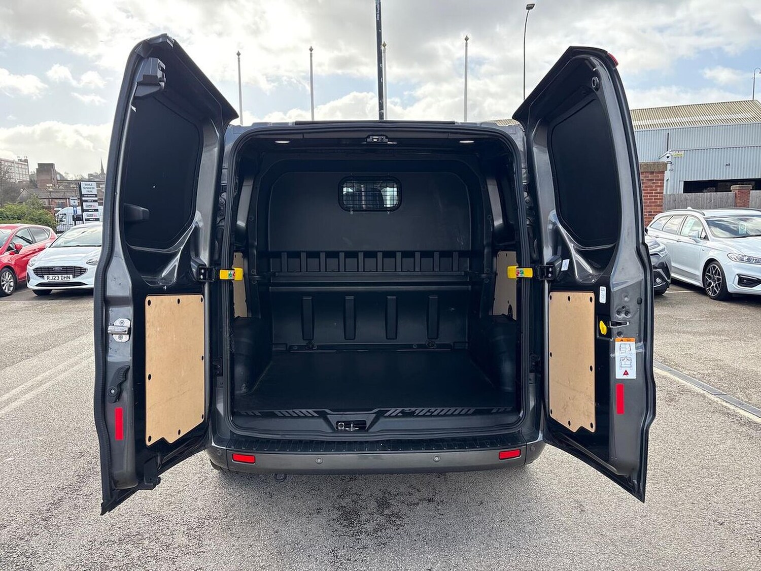 Used Ford Transit Custom 2023 for sale - 78194501: Photo 8