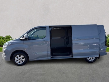 Used Ford Transit Custom 2025 for sale - 78389669: Photo