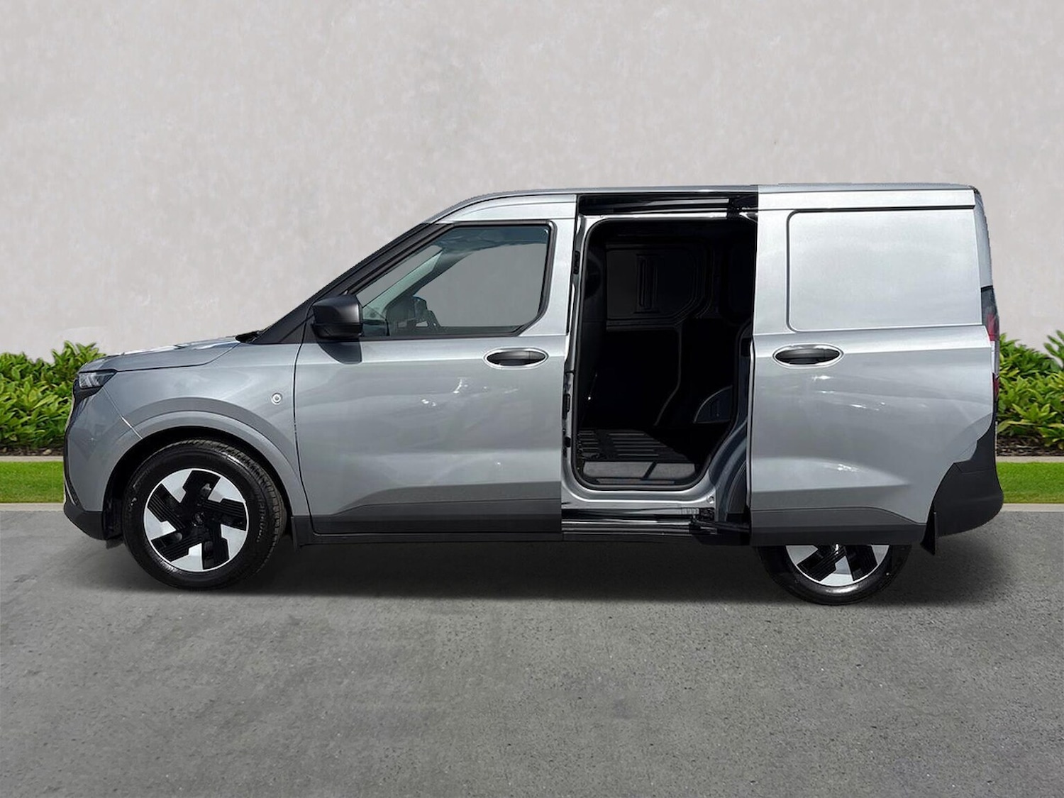 Used Ford Transit Courier 2025 for sale - 77489630: Photo 3