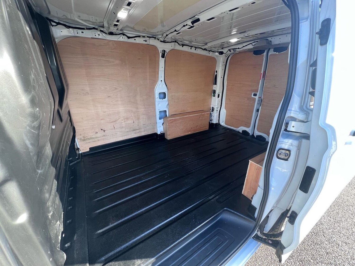 Used Ford Transit Custom 2024 for sale - 76391730: Photo 17