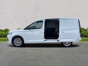 Used Ford Transit Connect 2025 for sale - 75437411: Photo