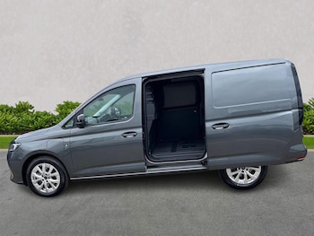 Used Ford Transit Connect 2025 for sale - 75467040: Photo