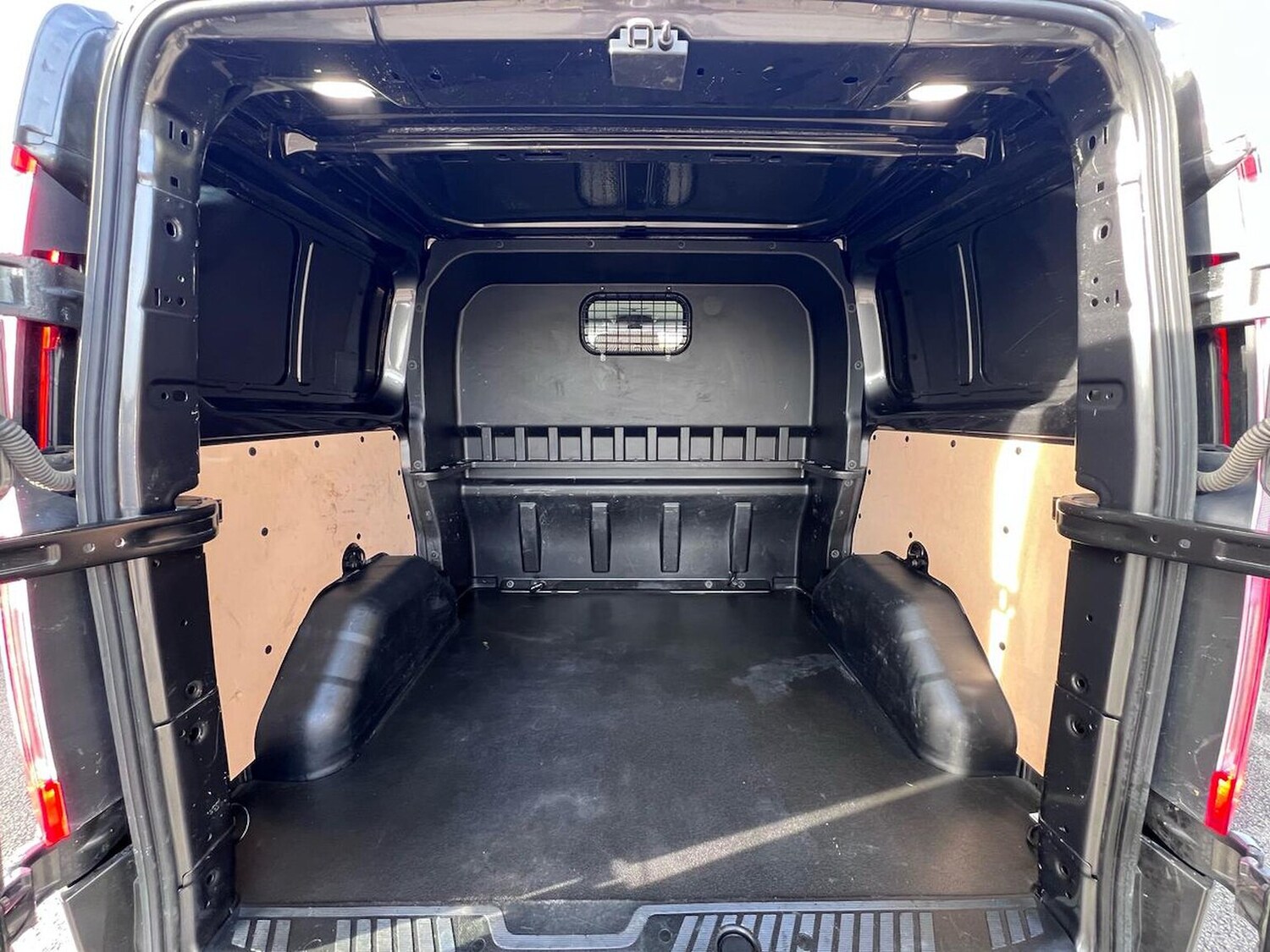 Used Ford Transit Custom 2022 for sale - 76407421: Photo 22