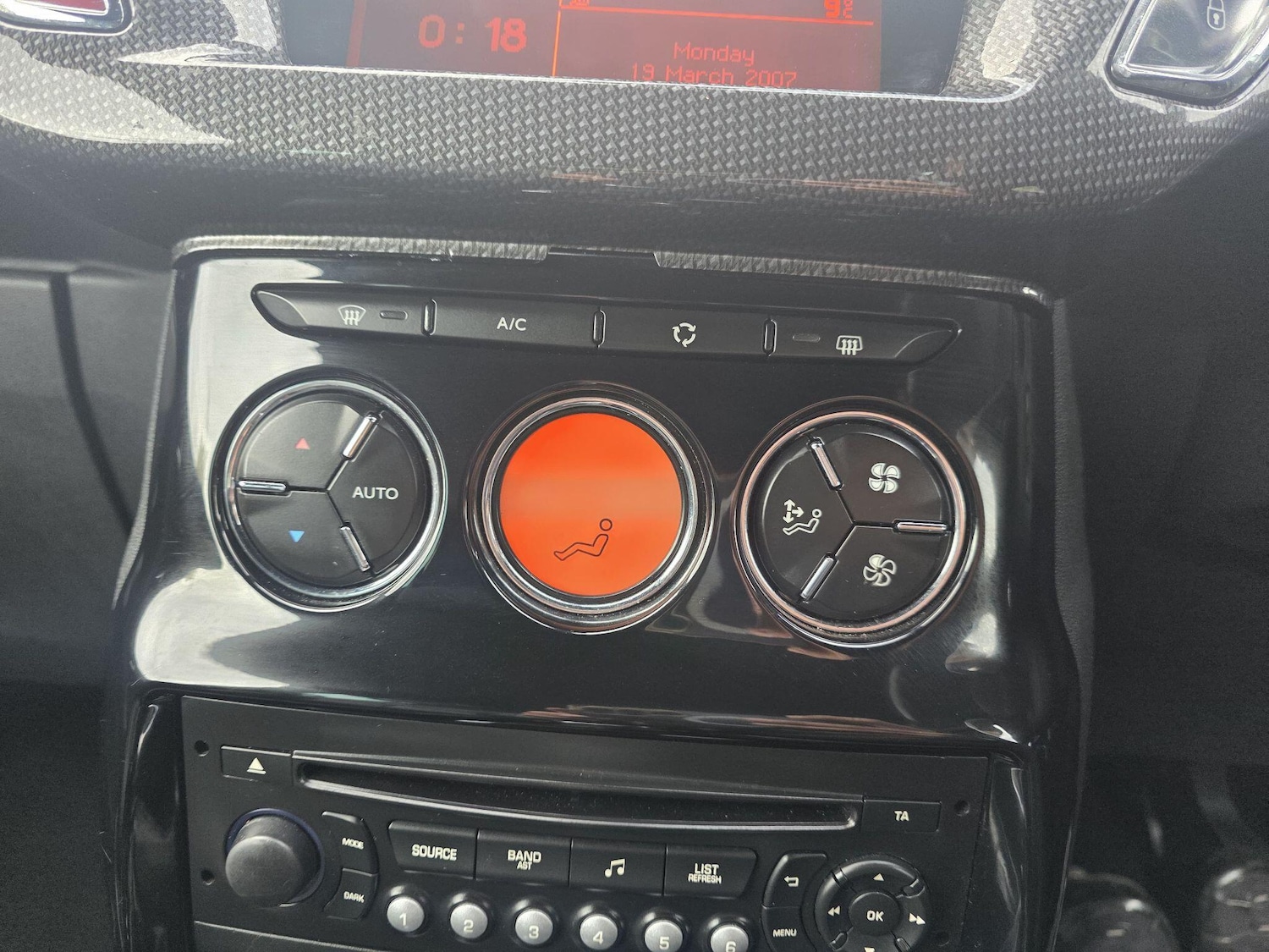 Used Citroen DS3 2014 for sale - 76377586: Photo 25