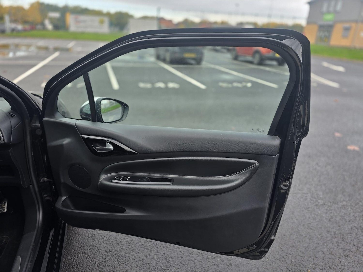 Used Citroen DS3 2014 for sale - 76377586: Photo 26