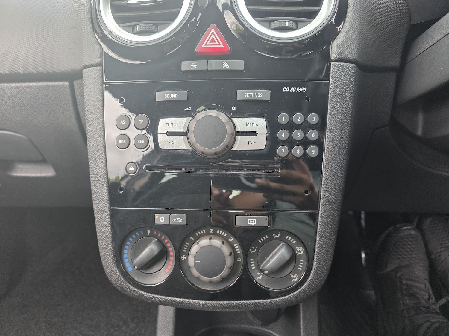 Vehicle 33