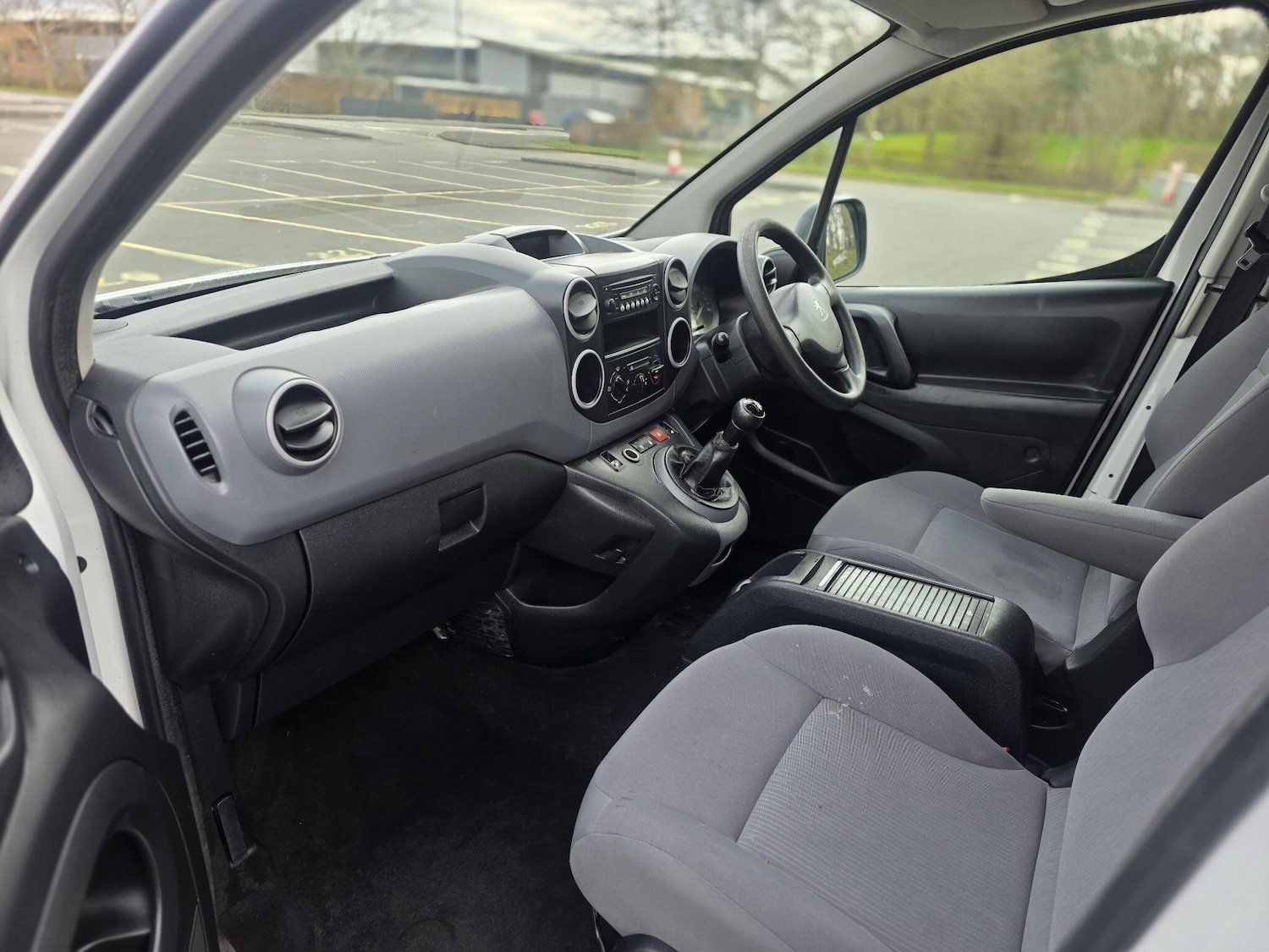 Used Peugeot Partner 2014 for sale - 77839934: Photo 31