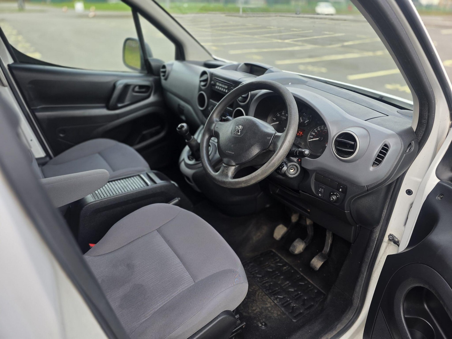 Used Peugeot Partner 2014 for sale - 77839934: Photo 33