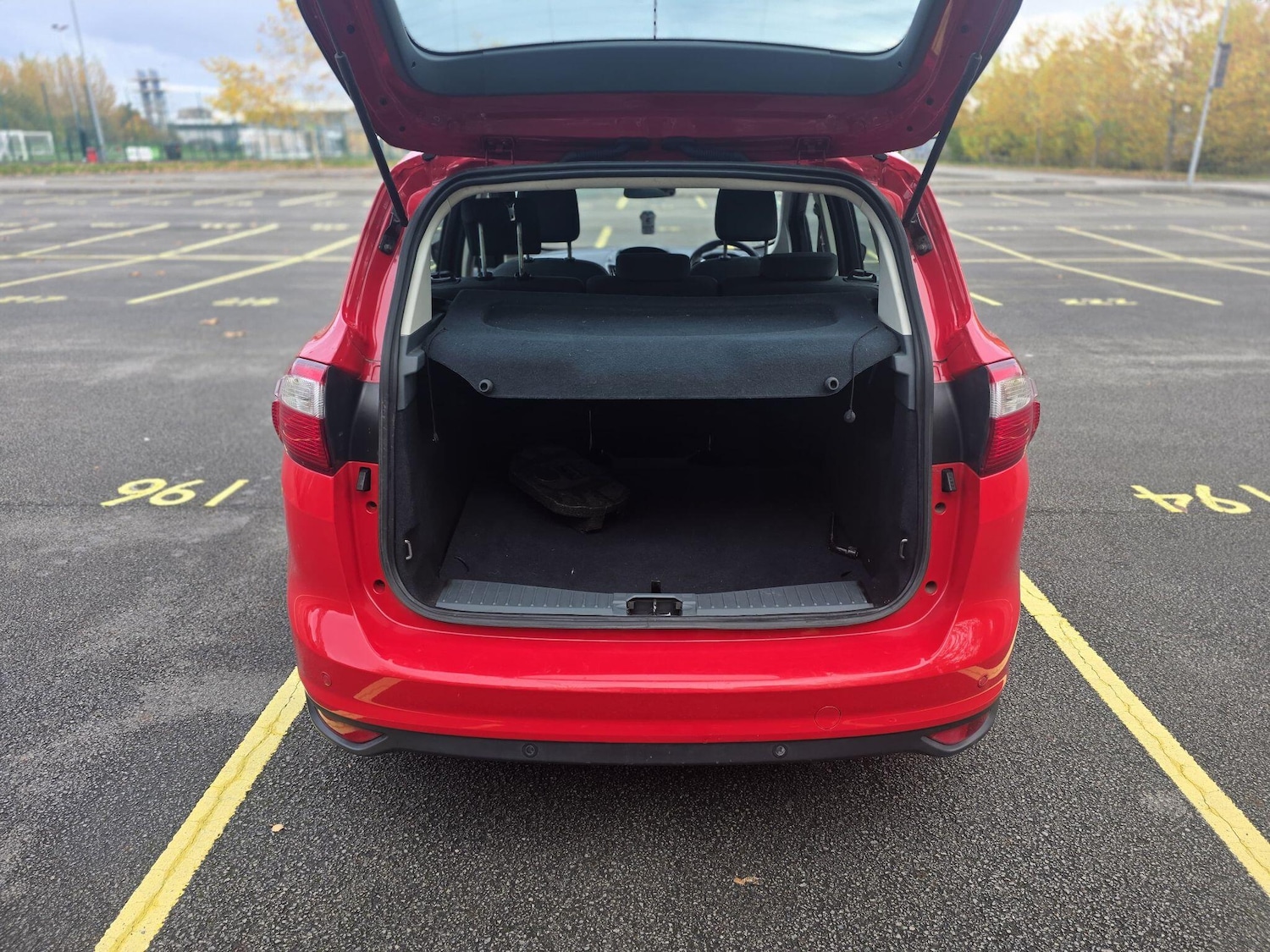 Used Ford C-Max 2013 for sale - 76378042: Photo 21