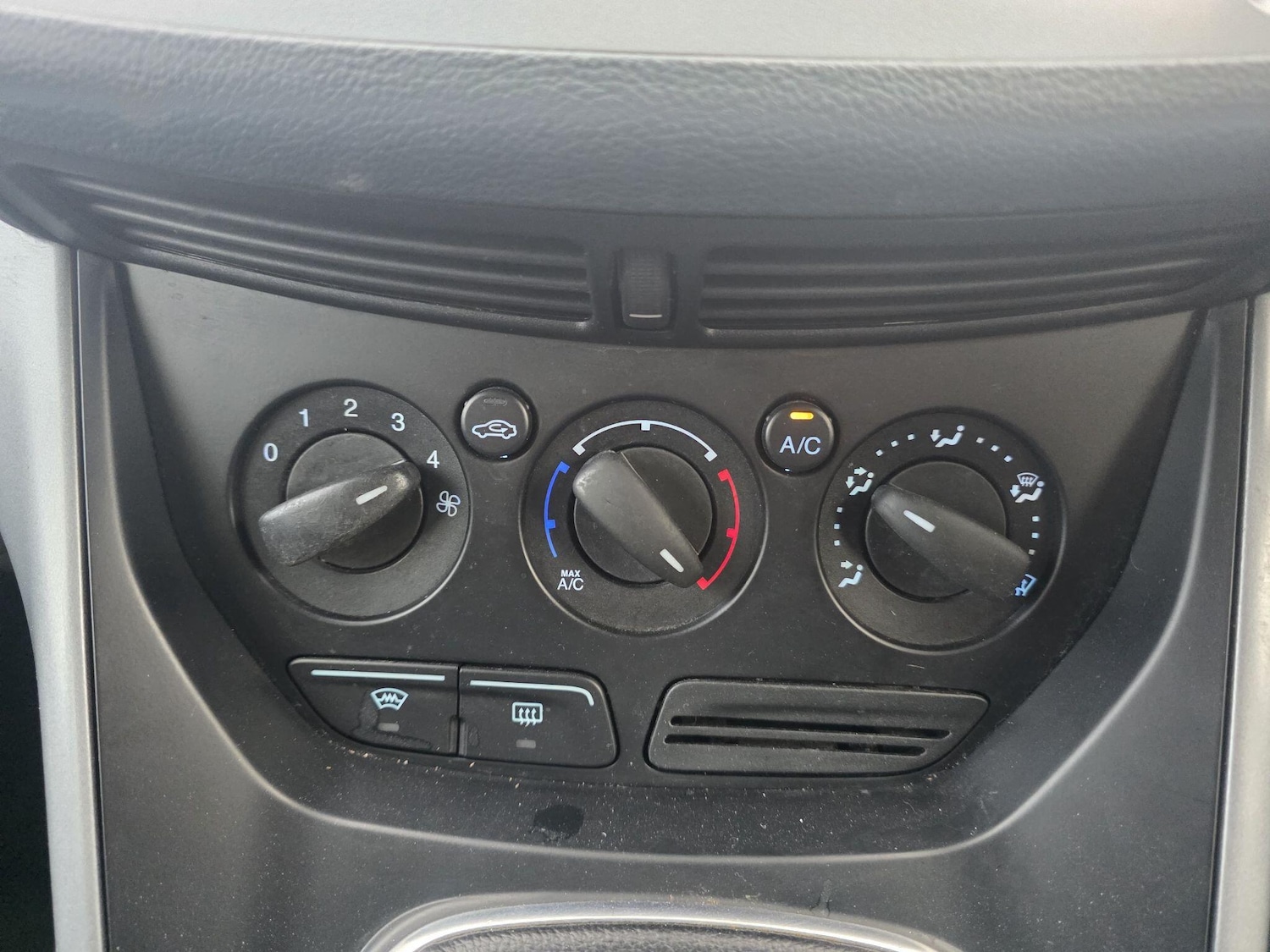 Used Ford C-Max 2013 for sale - 76378042: Photo 37