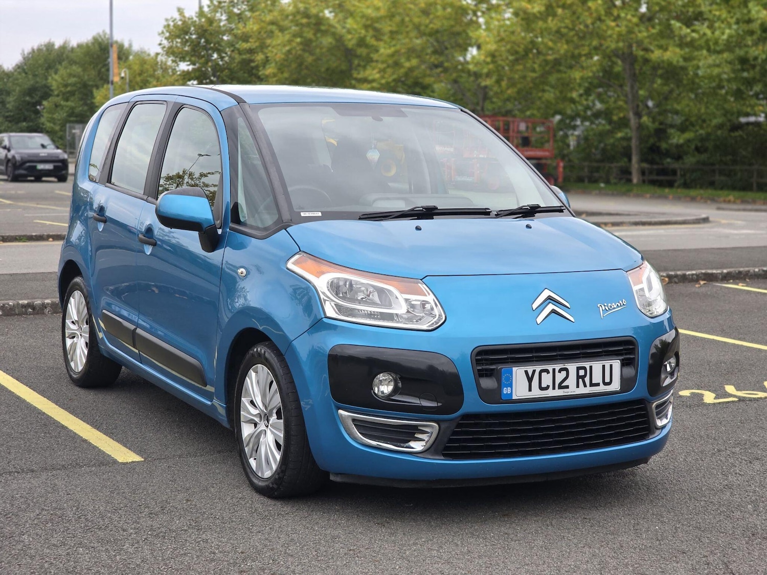 Used Citroen C3 Picasso 2012 for sale - 76094393: Photo 1