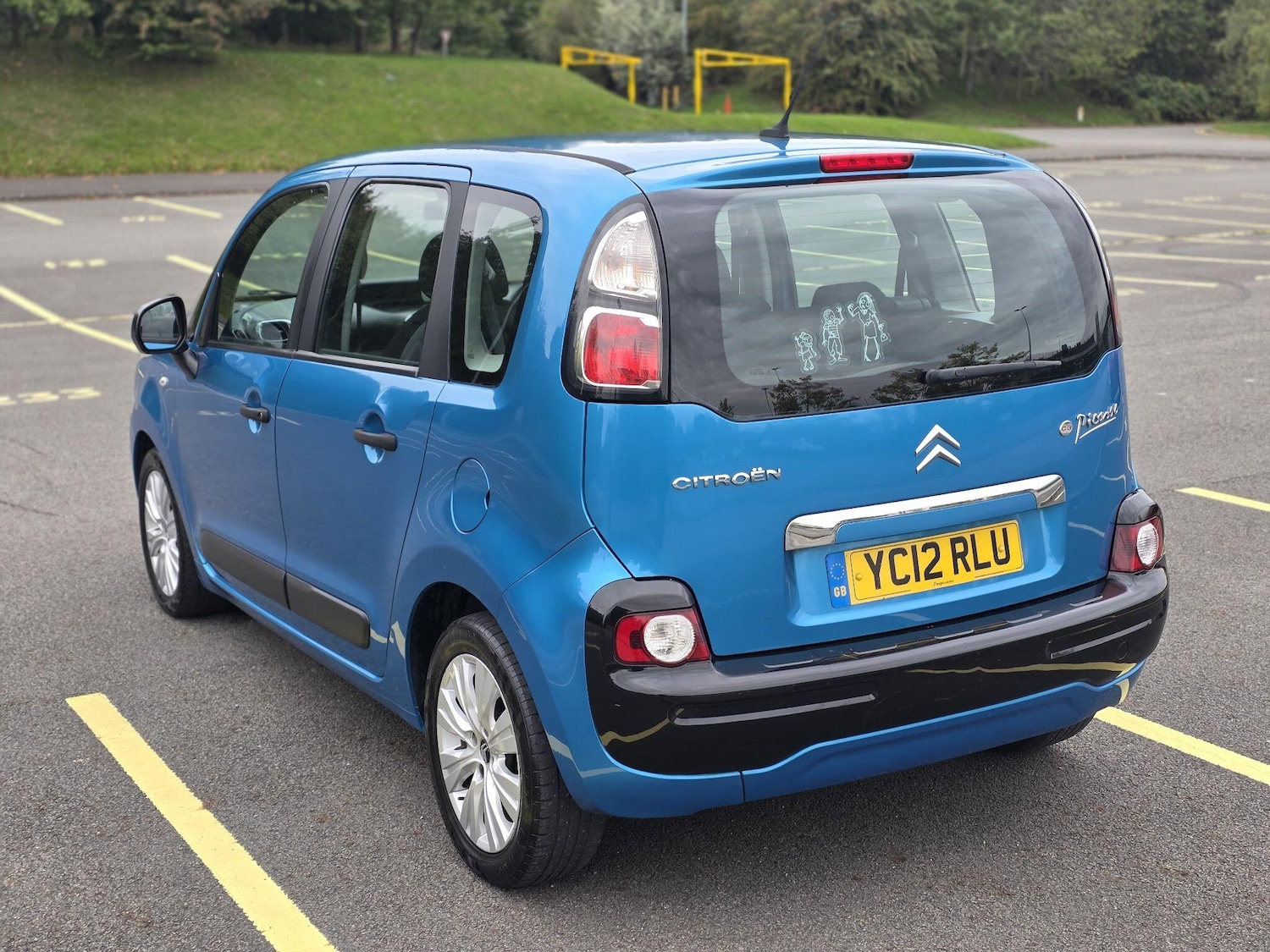 Used Citroen C3 Picasso 2012 for sale - 76094393: Photo 11