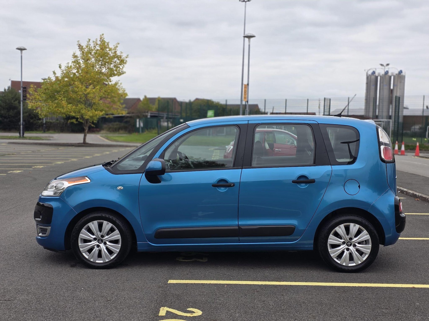 Used Citroen C3 Picasso 2012 for sale - 76094393: Photo 15