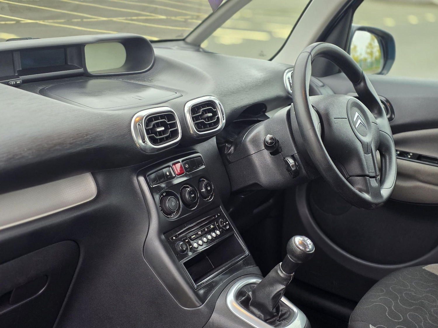 Used Citroen C3 Picasso 2012 for sale - 76094393: Photo 26
