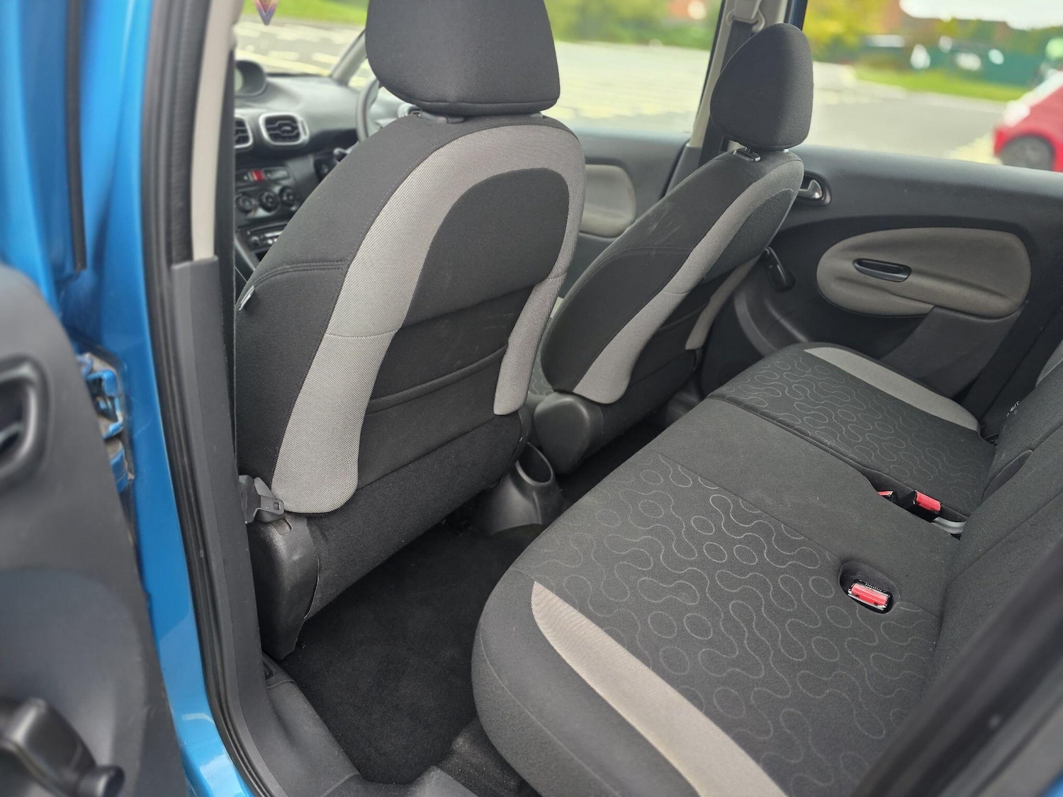 Used Citroen C3 Picasso 2012 for sale - 76094393: Photo 30