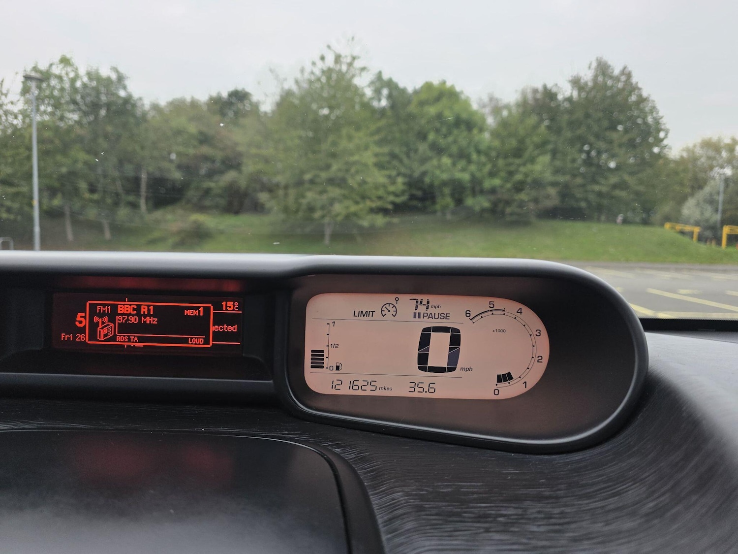 Used Citroen C3 Picasso 2012 for sale - 76094393: Photo 32