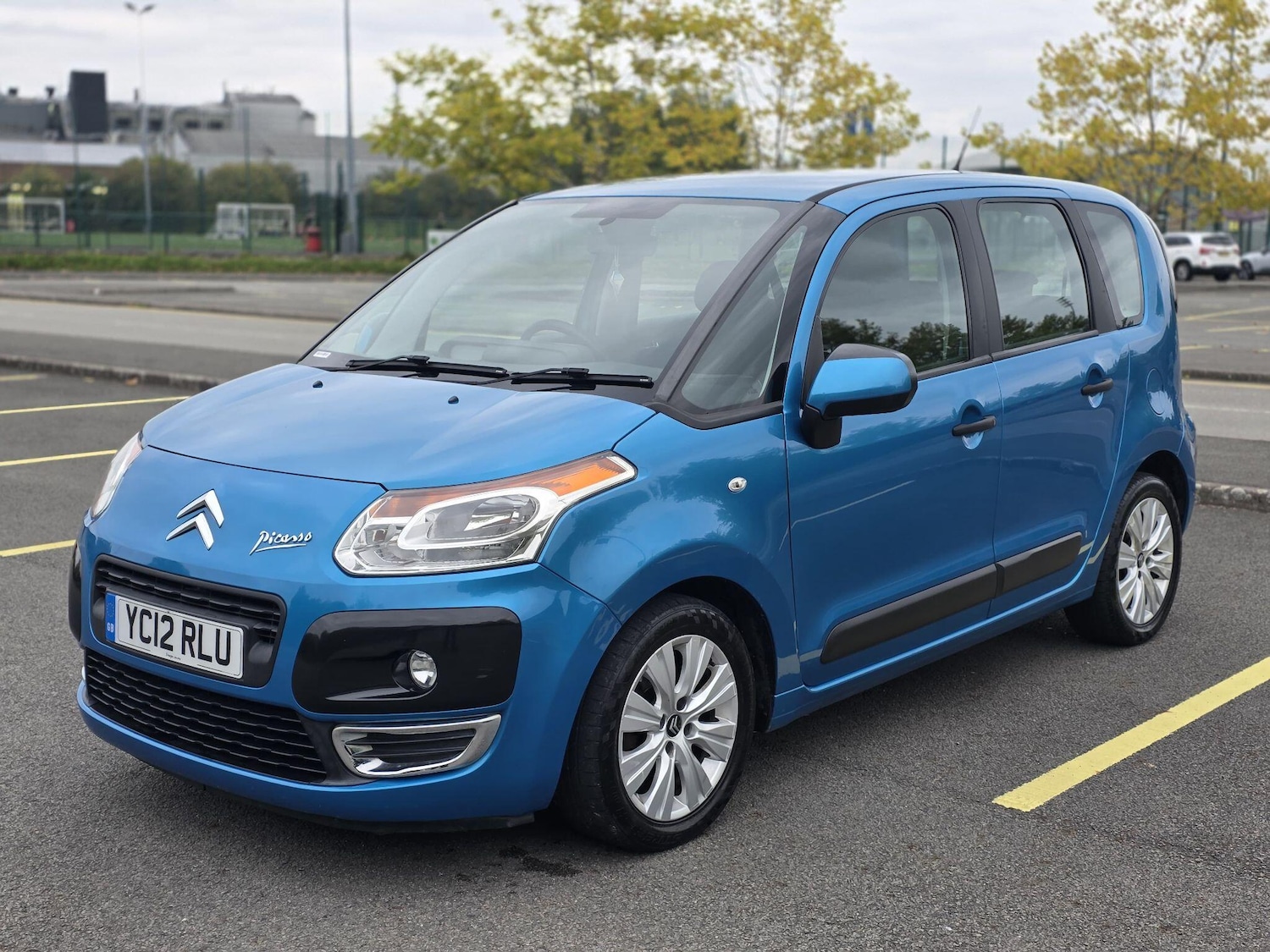 Used Citroen C3 Picasso 2012 for sale - 76094393: Photo 5