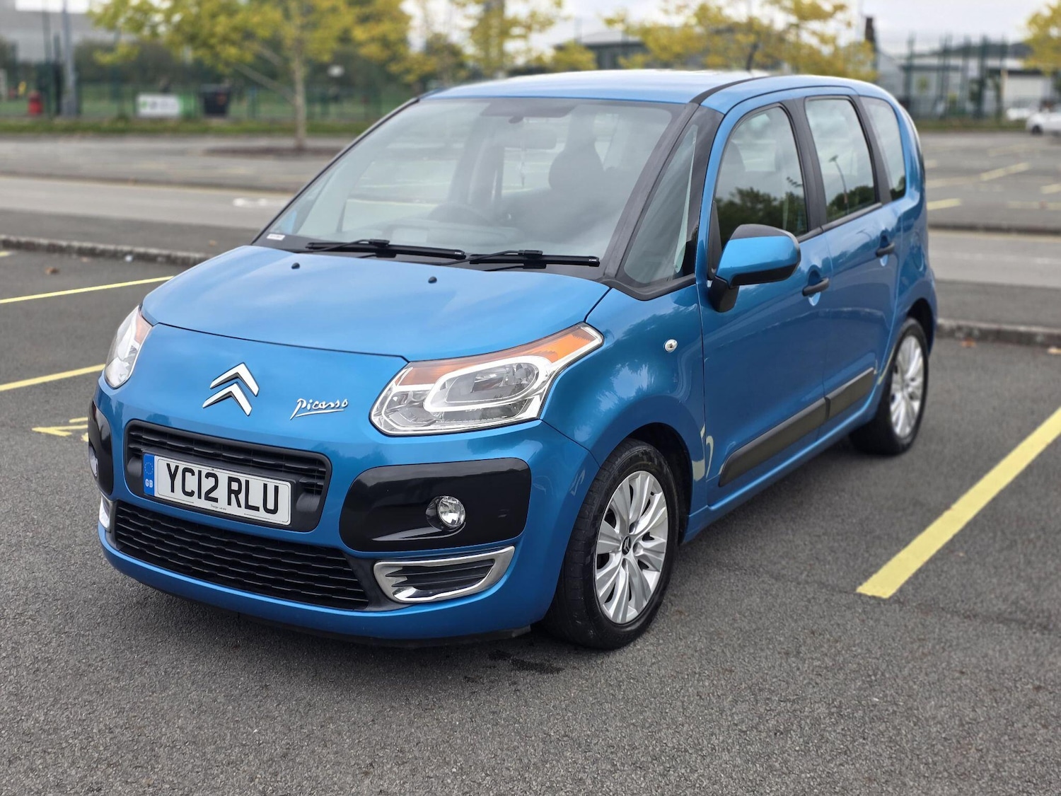 Used Citroen C3 Picasso 2012 for sale - 76094393: Photo 6