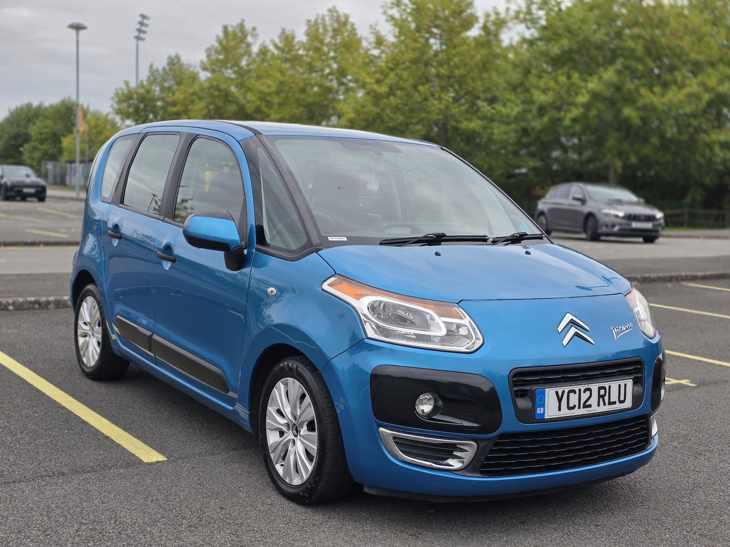 Used Citroen C3 Picasso 2012 for sale - 76094393: Photo 7