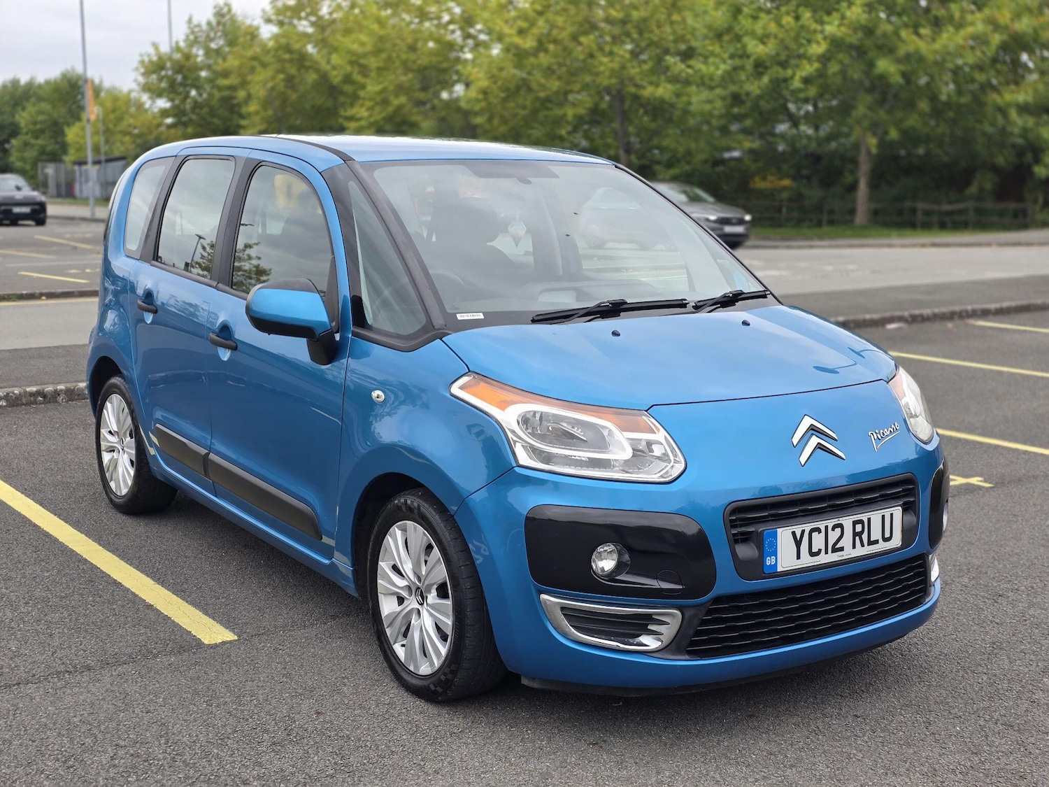 Used Citroen C3 Picasso 2012 for sale - 76094393: Photo 9