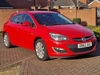Used Vauxhall Astra 2013 for sale - 75334362: Photo