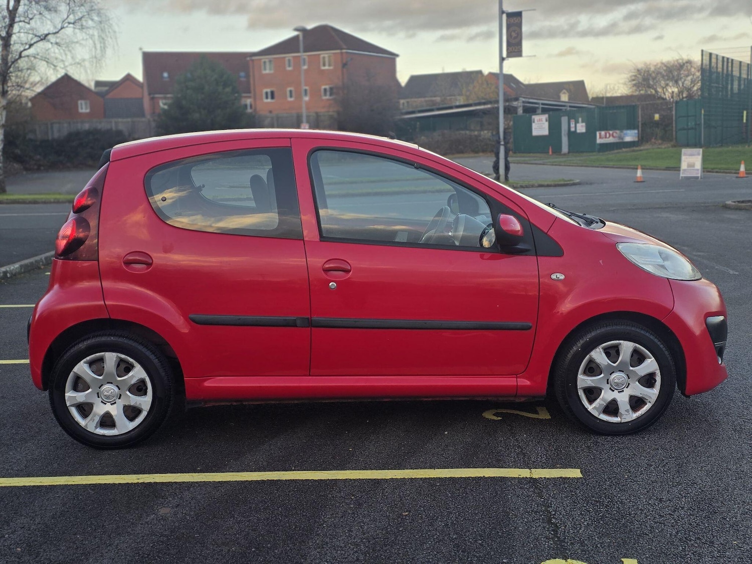 Used Peugeot 107 2012 for sale - 76918644: Photo 14