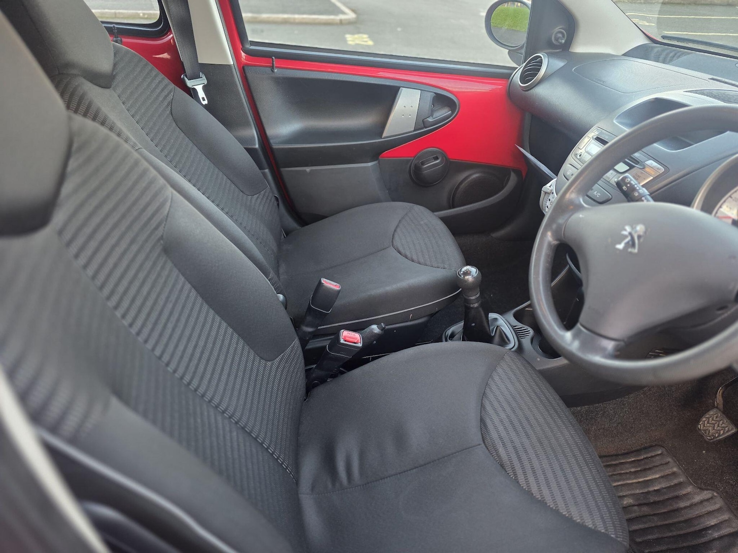 Used Peugeot 107 2012 for sale - 76918644: Photo 18