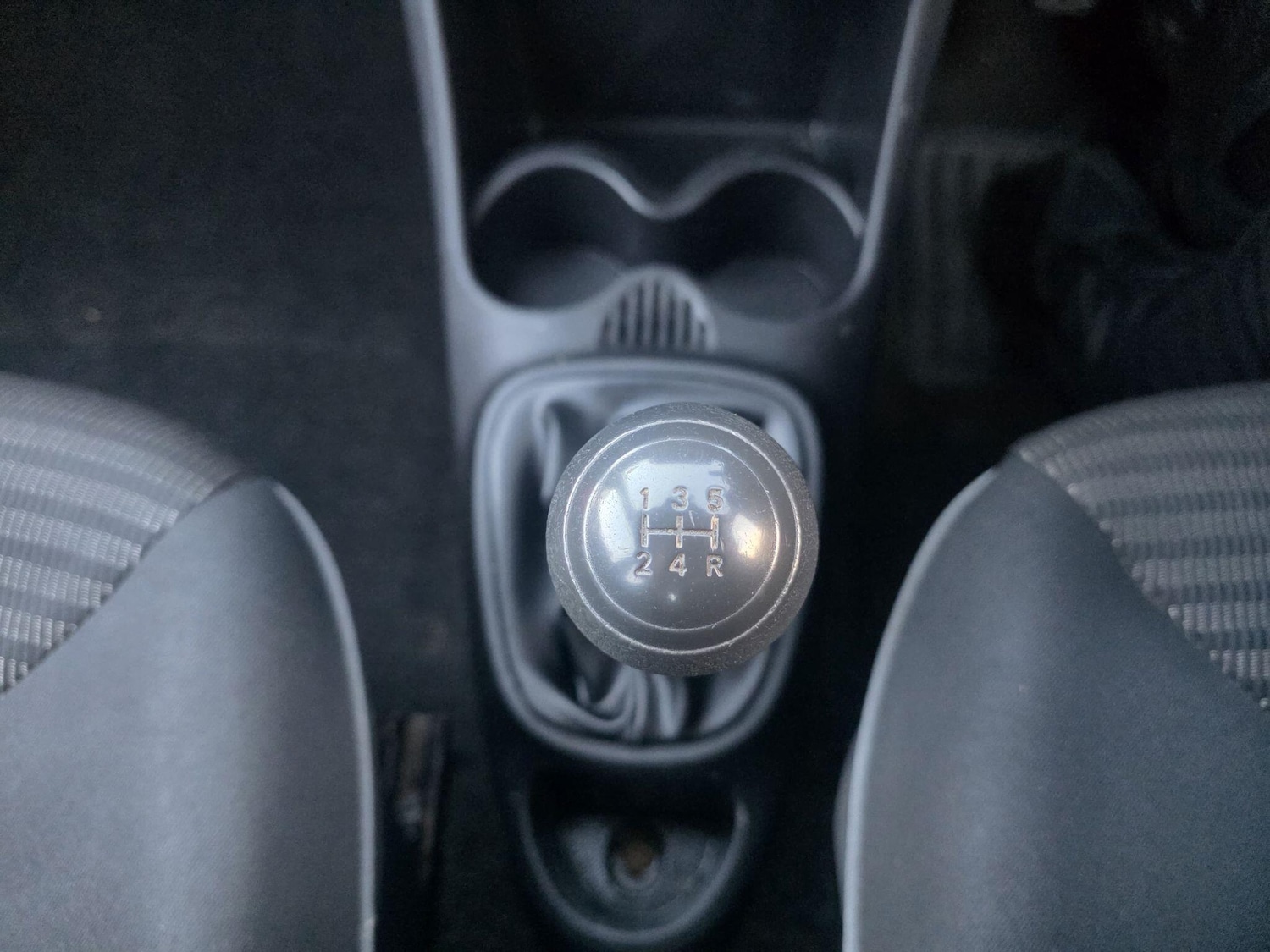 Used Peugeot 107 2012 for sale - 76918644: Photo 19