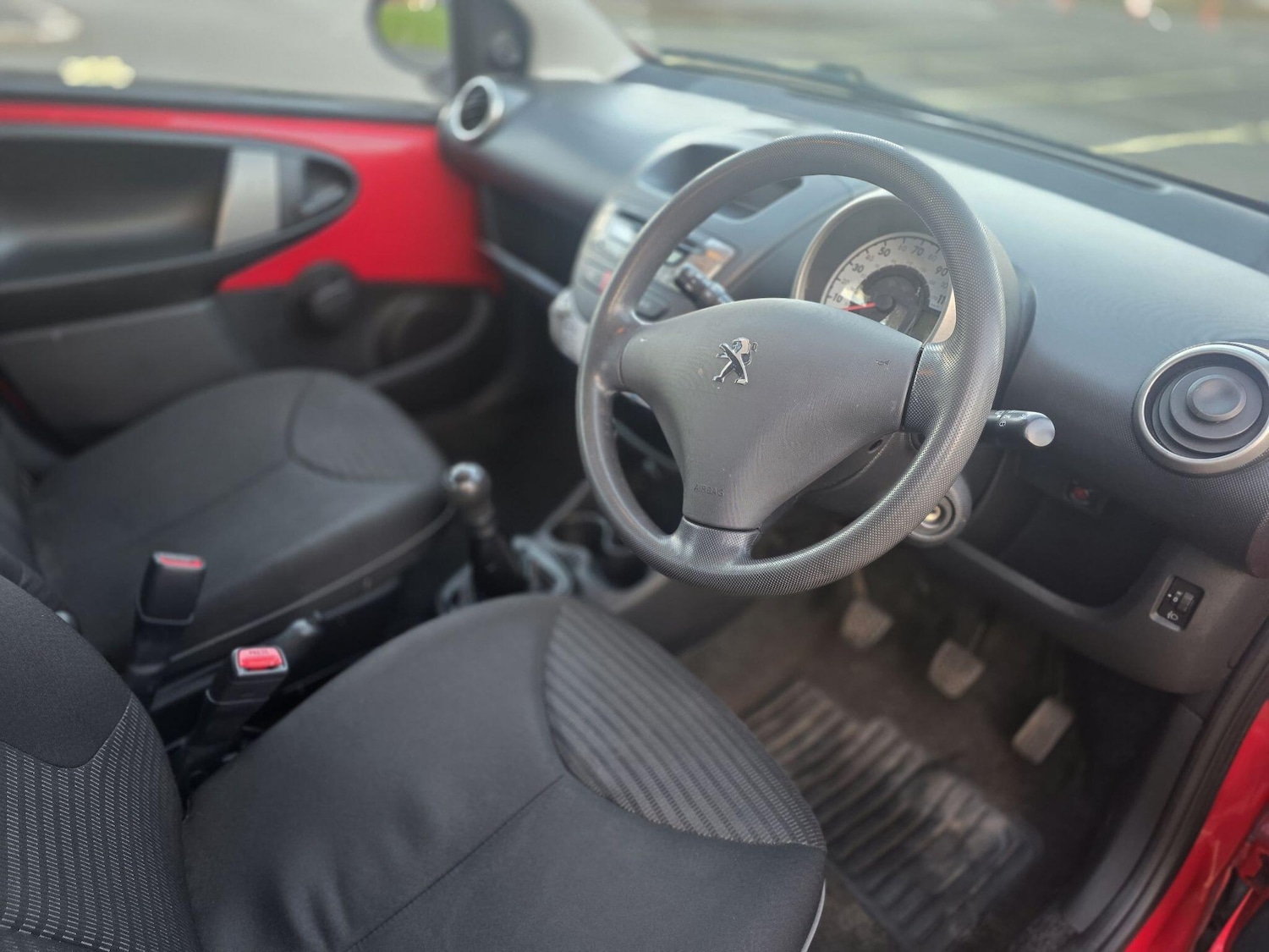 Used Peugeot 107 2012 for sale - 76918644: Photo 20