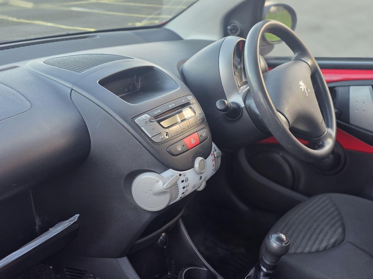 Used Peugeot 107 2012 for sale - 76918644: Photo 21