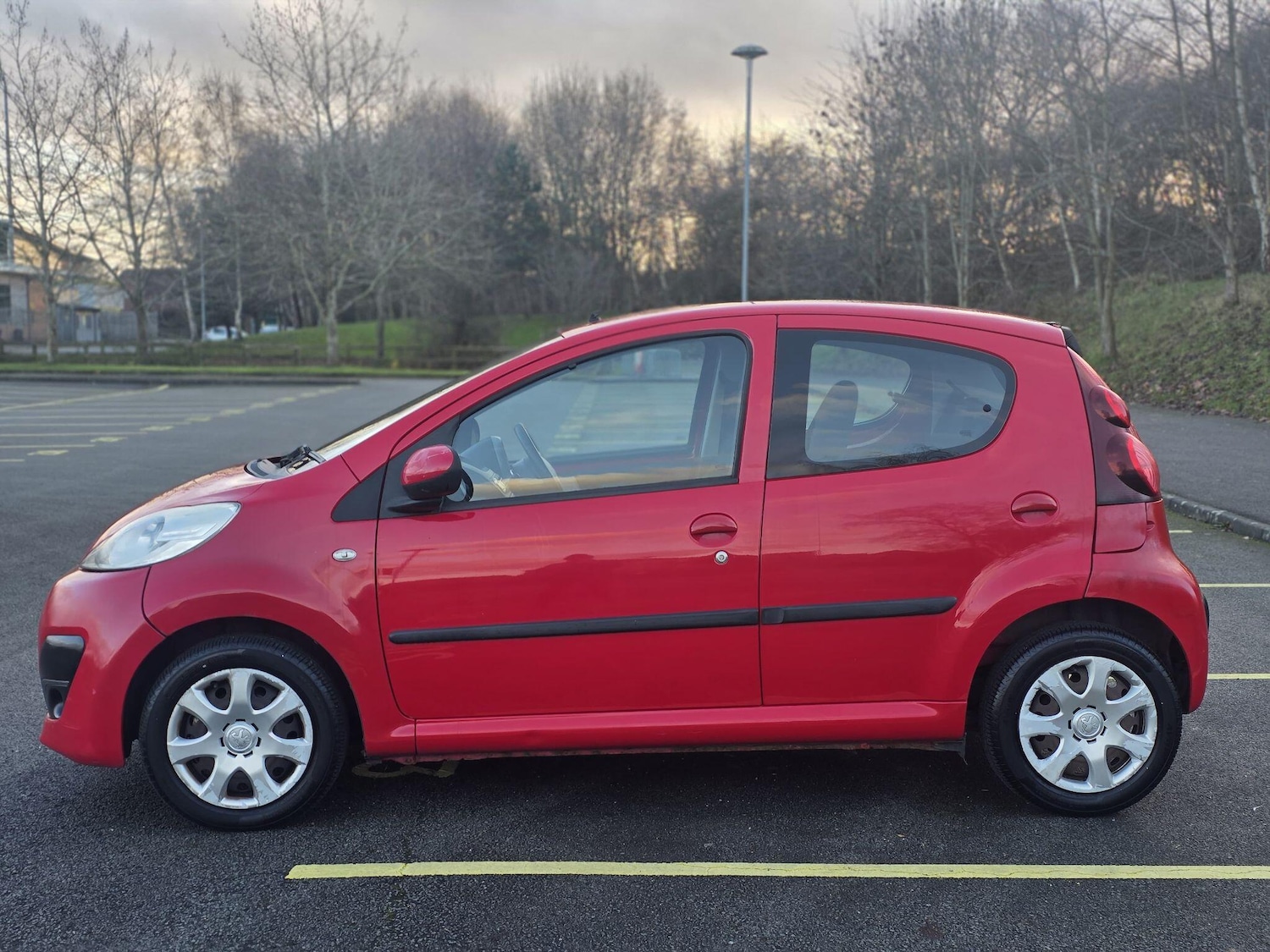 Used Peugeot 107 2012 for sale - 76918644: Photo 8