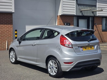 Used Ford Fiesta 2015 for sale - 79412096: Photo