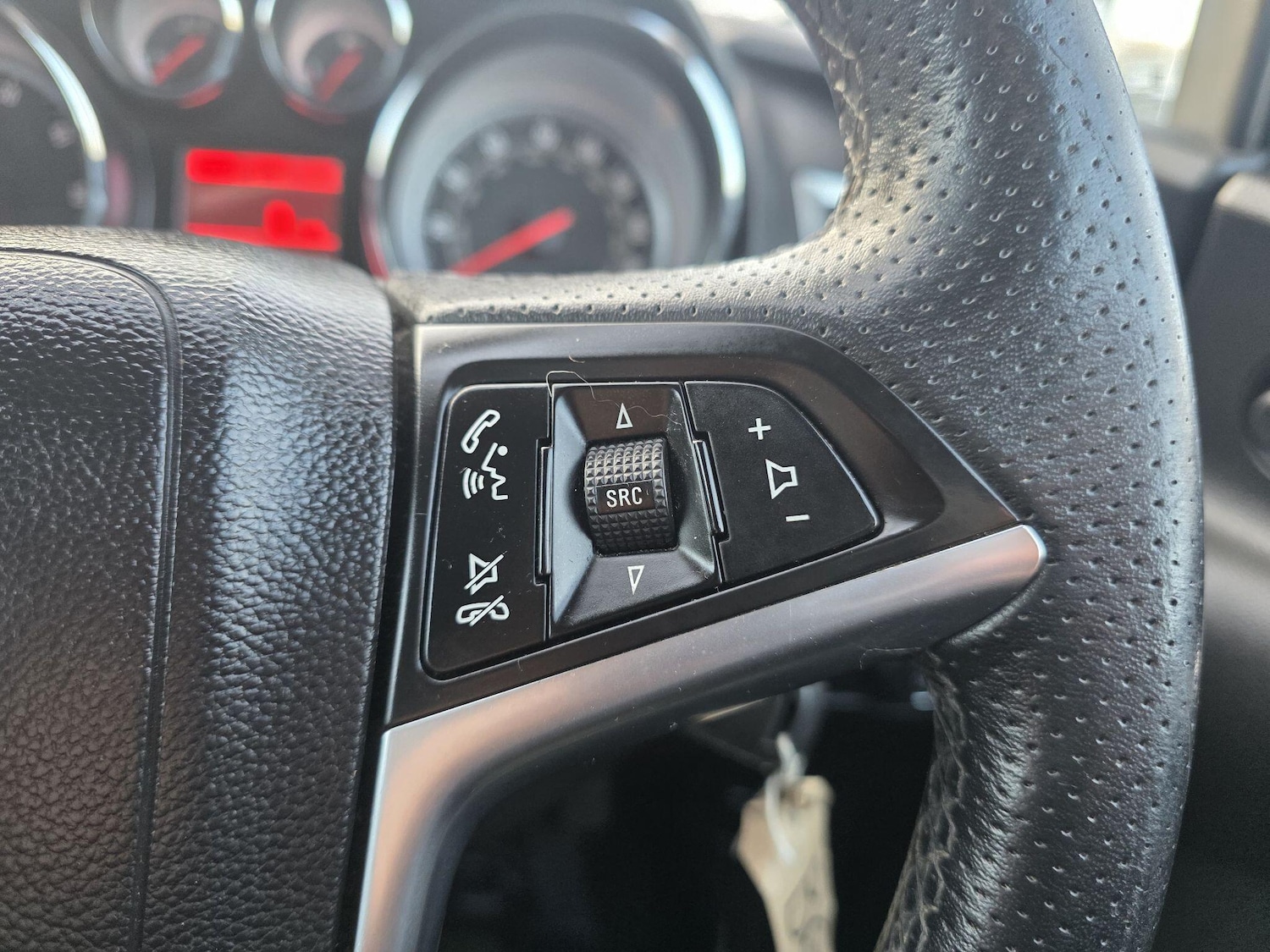 Used Vauxhall Astra 2015 for sale - 77166496: Photo 26