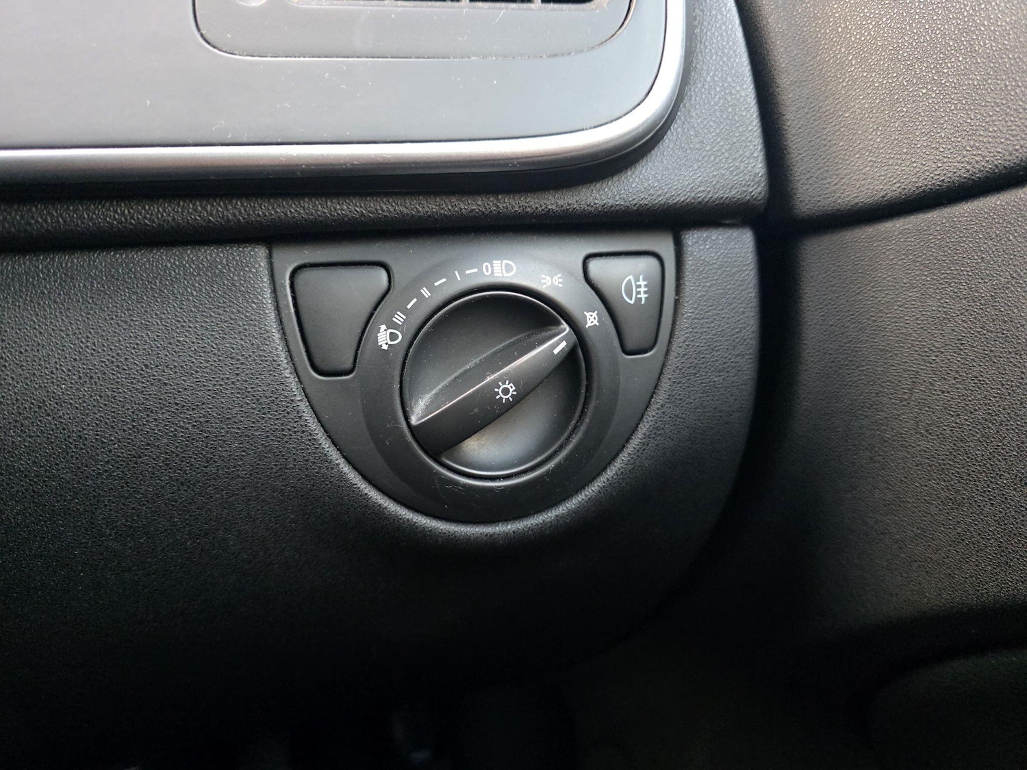 Used Saab 9-3 2009 for sale - 76528015: Photo 26