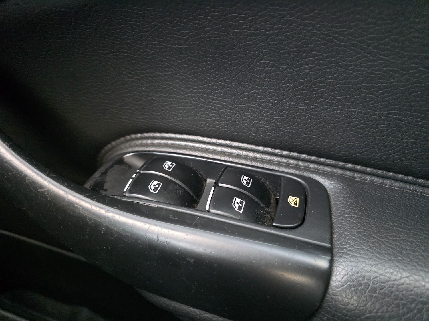 Used Saab 9-3 2009 for sale - 76528015: Photo 27