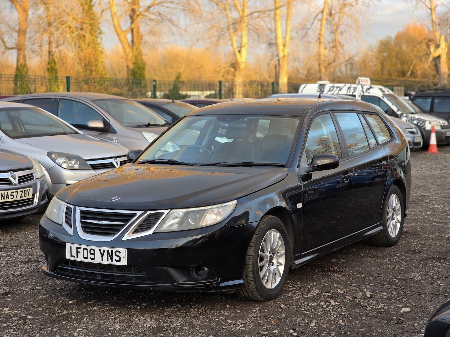 Used Saab 9-3 2009 for sale - 76528015: Photo 3