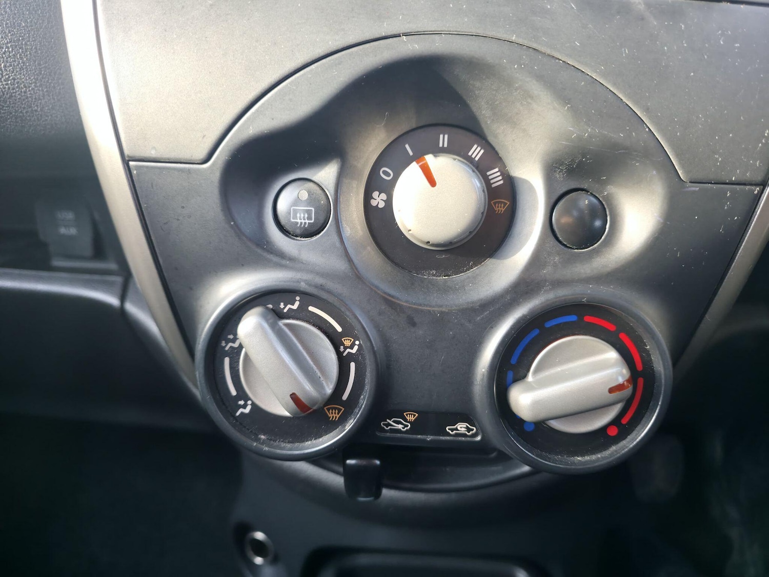 Used Nissan Micra 2014 for sale - 76727243: Photo 27