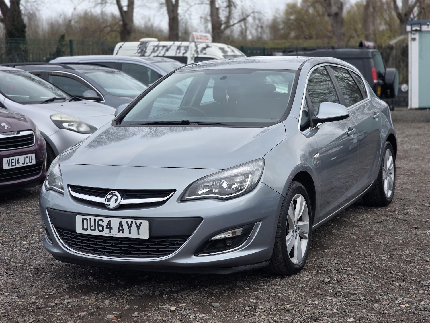 Used Vauxhall Astra 2014 for sale - 76537653: Photo 3