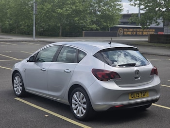 Used Vauxhall Astra 2013 for sale - 78772614: Photo
