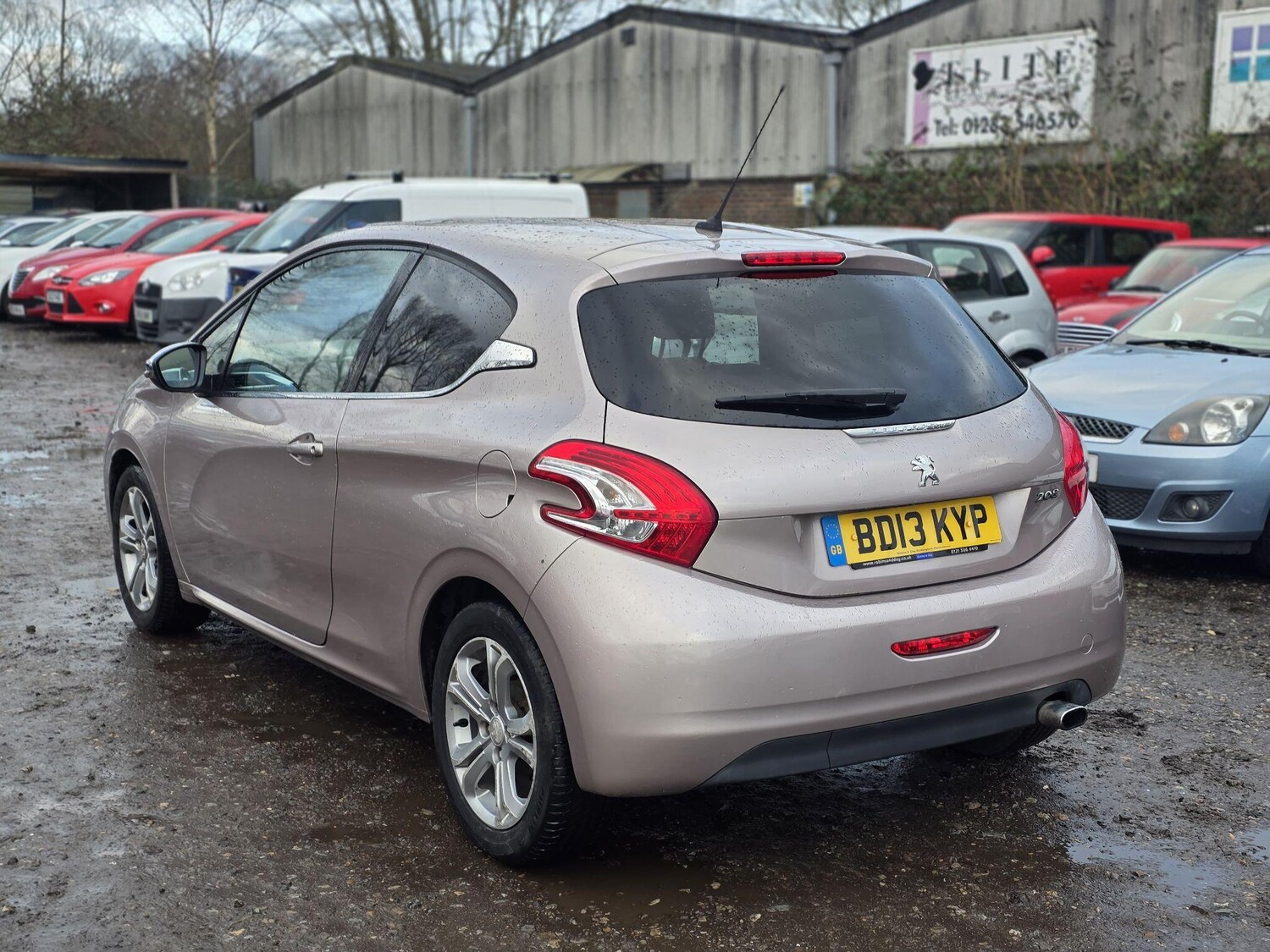 Used Peugeot 208 for sale - 77683215: Photo 11