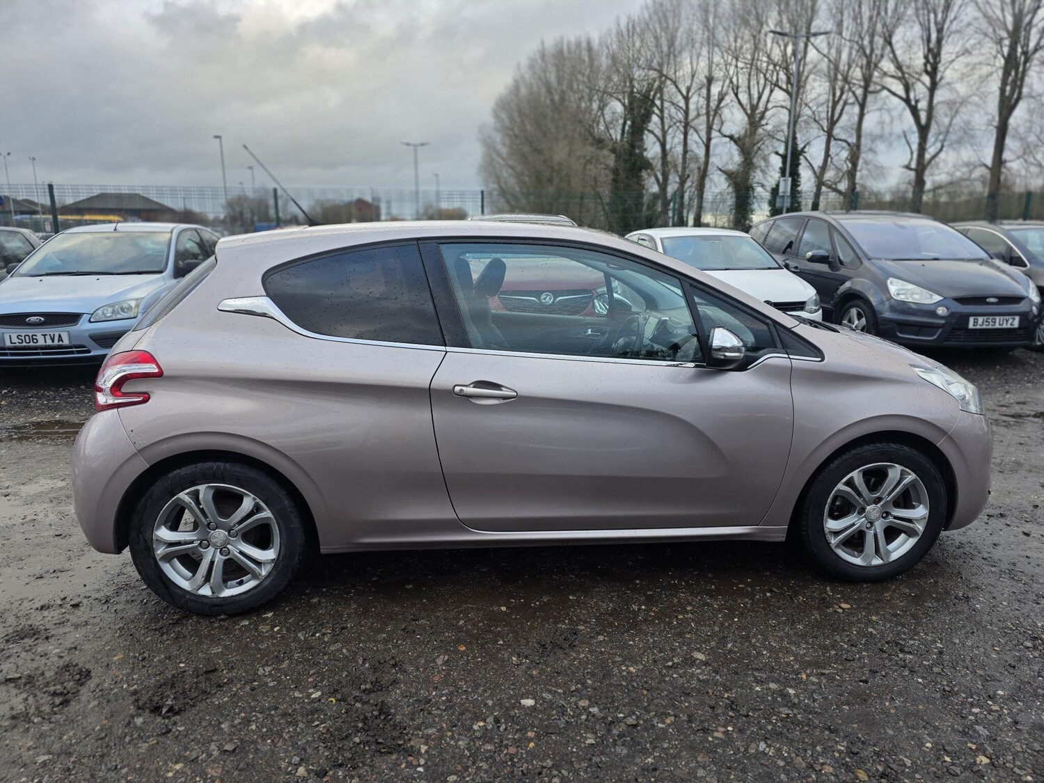 Used Peugeot 208 for sale - 77683215: Photo 16