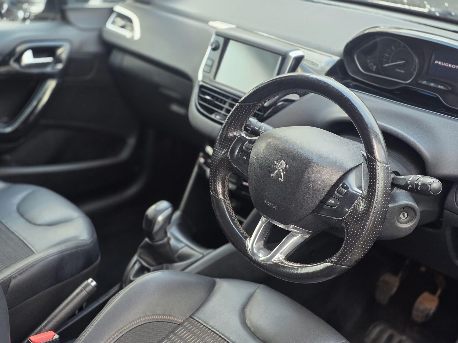 Used Peugeot 208 for sale - 77683215: Photo 22