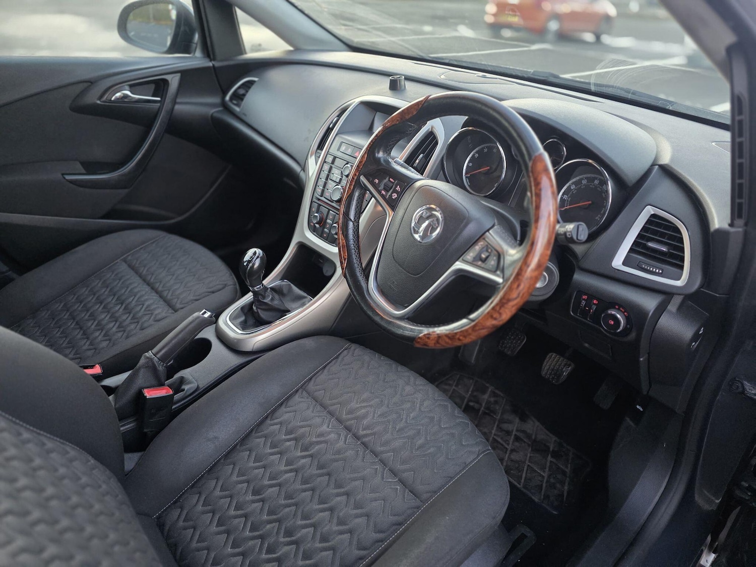 Used Vauxhall Astra 2013 for sale - 76823430: Photo 29