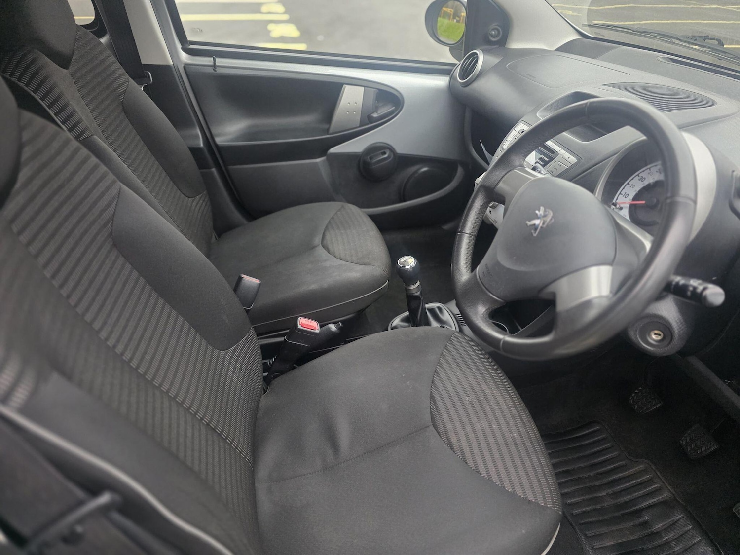 Used Peugeot 107 2014 for sale - 77039893: Photo 23
