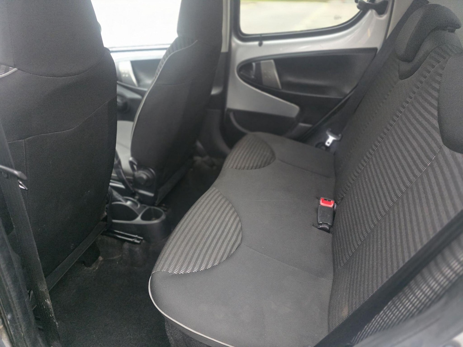 Used Peugeot 107 2014 for sale - 77039893: Photo 24